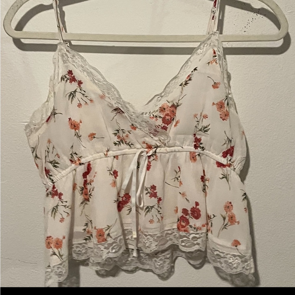 American Eagle crop top
